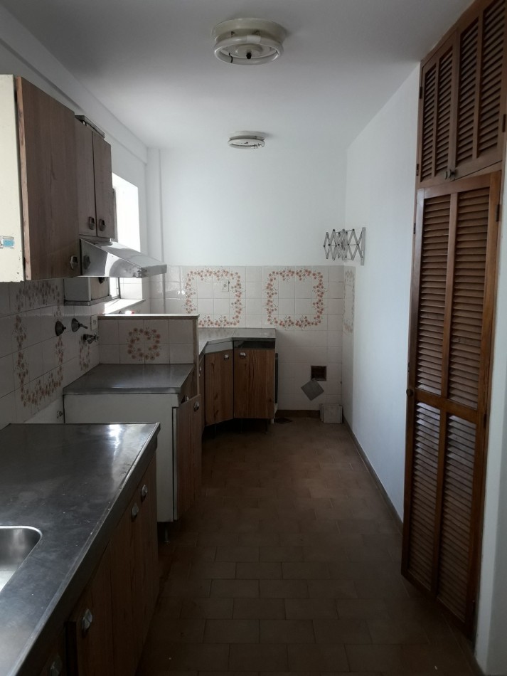 DEPARTAMENTO EN VENTA - CALLE PELLEGRINI 301