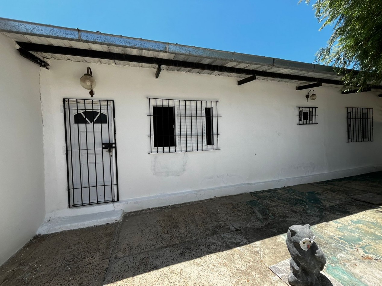 CASA EN VENTA- oportunidad inversion, Colonia avellaneda 