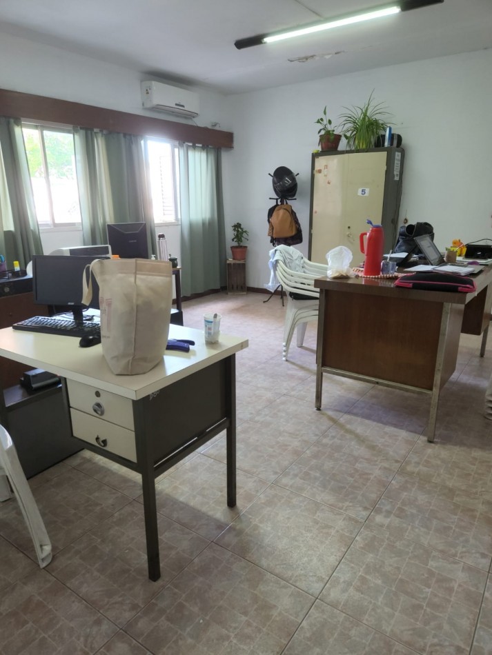 VENTA GRAN PROPIEDAD CALLE NOGOYA