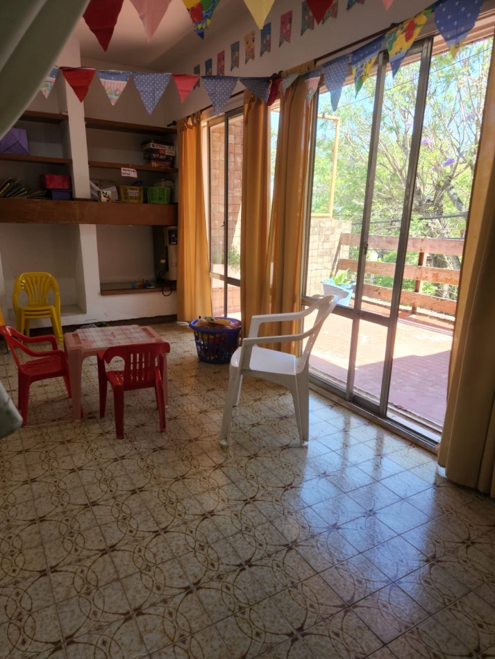 VENTA GRAN PROPIEDAD CALLE NOGOYA