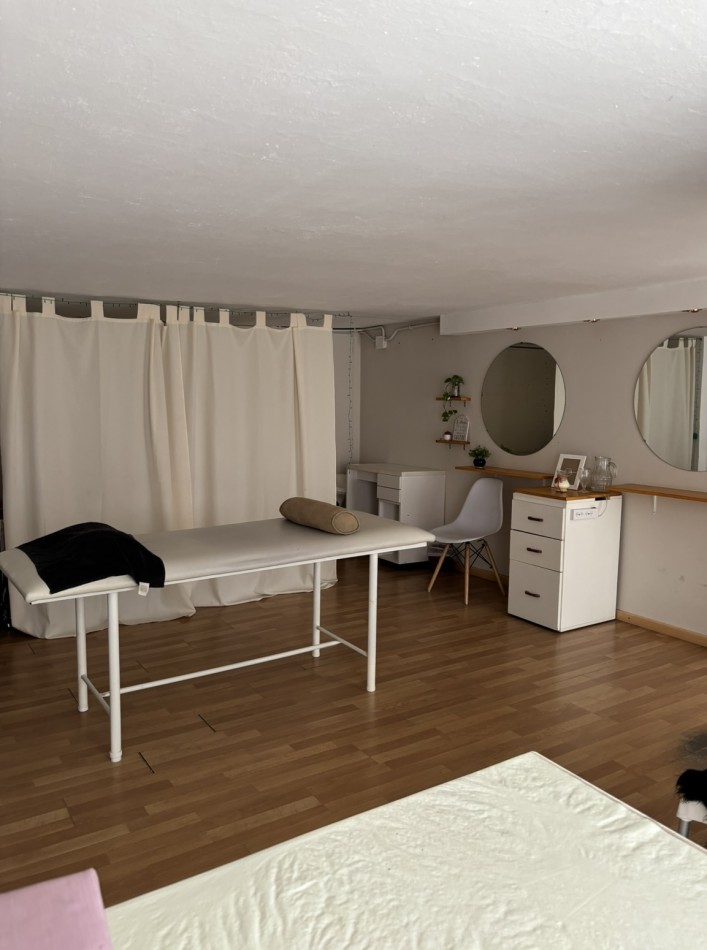 VENTA GRAN PROPIEDAD MULTIUSO - Calle Nogoya