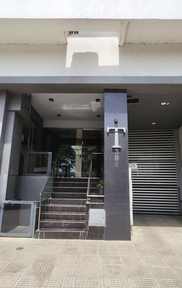 EN VENTA- Departamento de 1 dormitorio - Zona Centro