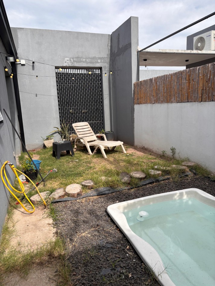 CASA MODERNA EN BARRIO CERRADO
