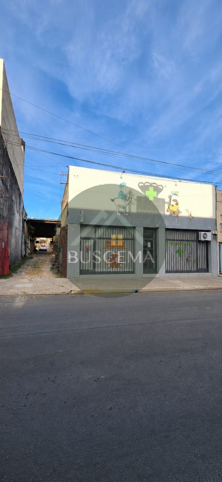 TERRENO DE CASI 1.000 M² EN EL CORAZON DEL MICROCENTRO