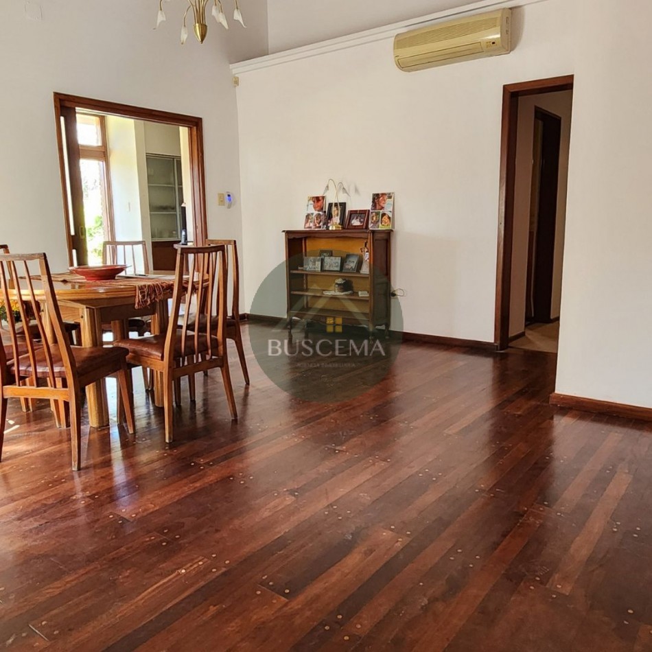 VENTA - Casa Premium 1.218 m² en Zona Sur c/ Piscina Climatizada + Lote Propio Adicional