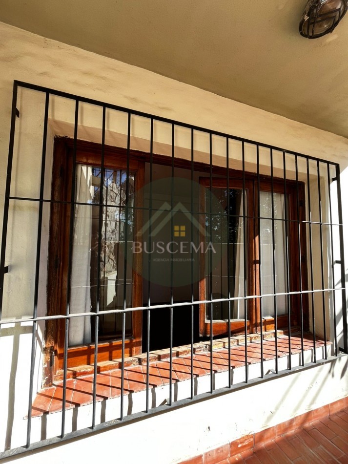 Venta casa ZANNI  947 - ZONA ALMAFUERTE