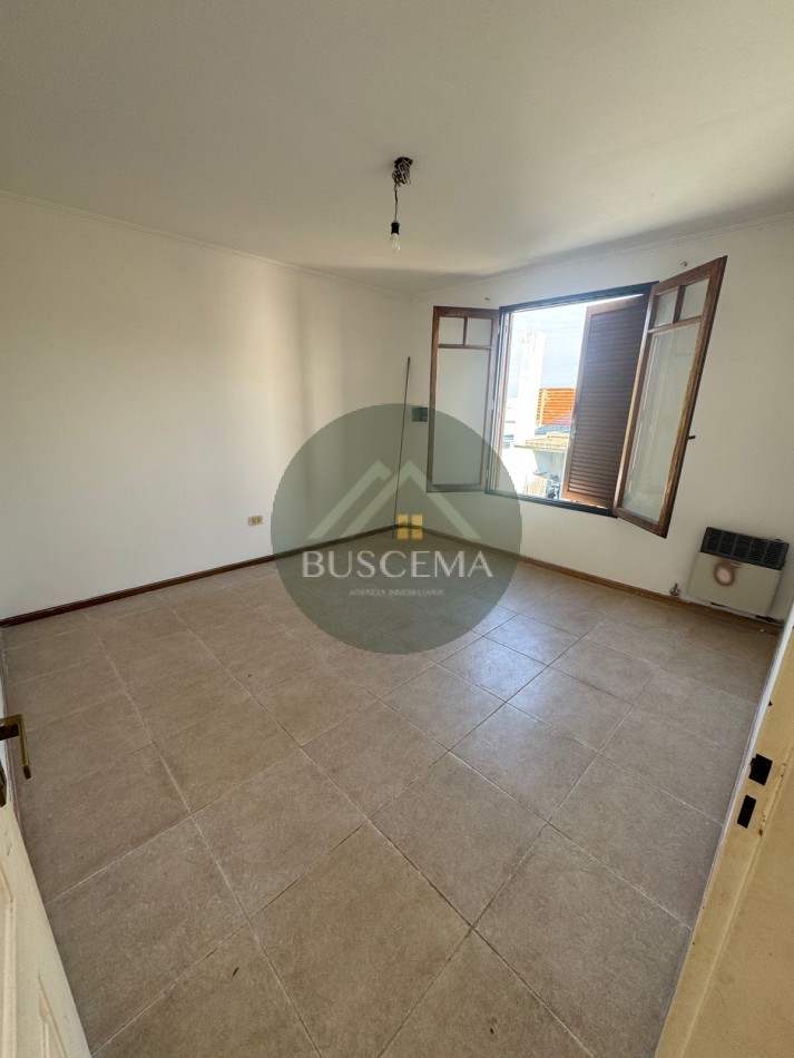 ALQUILER - Casa en Barrio Privado, Zona Paracao