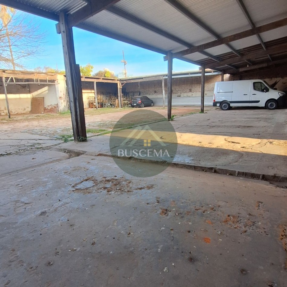 TERRENO DE CASI 1.000 M² EN EL CORAZON DEL MICROCENTRO