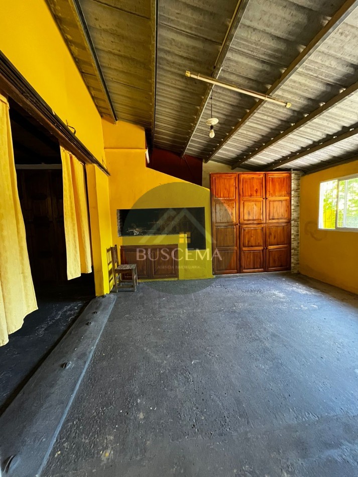 CASA EN VENTA- oportunidad inversion, Colonia avellaneda 