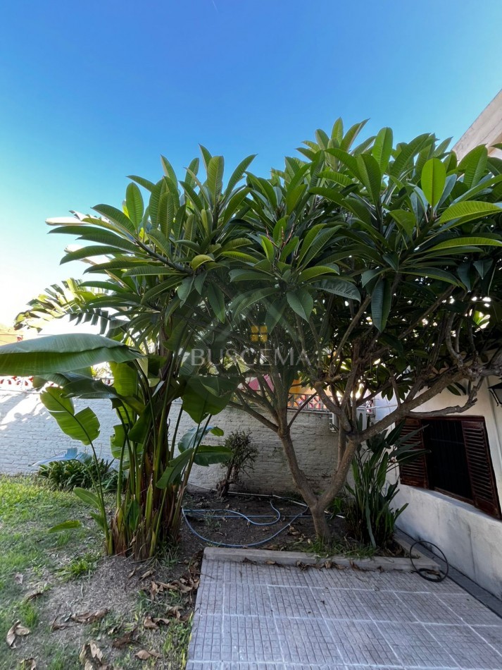 Venta casa ZANNI  947 - ZONA ALMAFUERTE