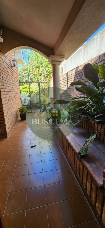 ESPECTACULAR CASA EN VENTA - ZONA SUR DE PARANA 