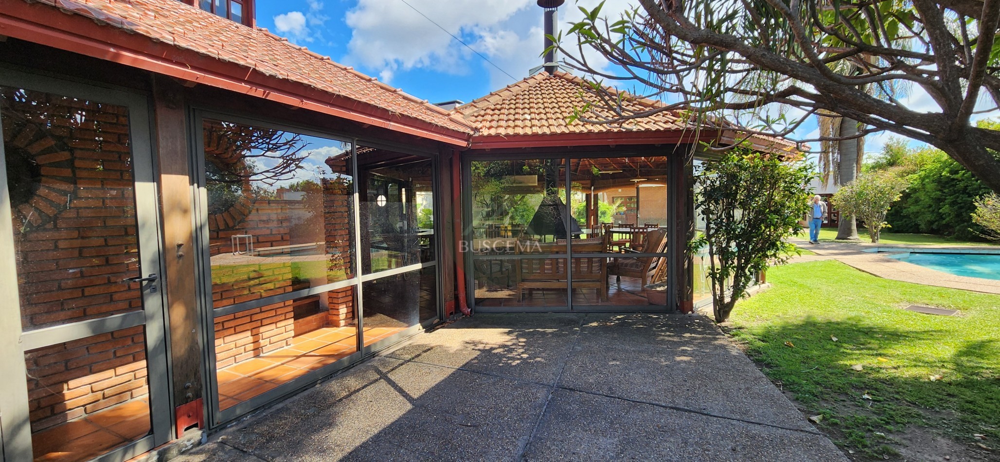 ESPECTACULAR CASA EN VENTA - ZONA SUR DE PARANA 