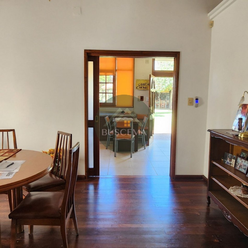 VENTA - Casa Premium 1.218 m² en Zona Sur c/ Piscina Climatizada + Lote Propio Adicional