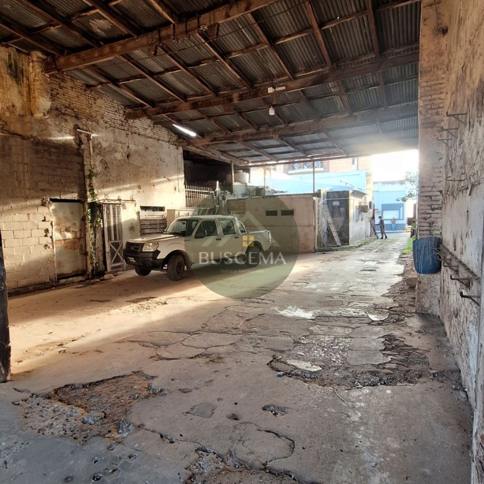 TERRENO DE CASI 1.000 M² EN EL CORAZON DEL MICROCENTRO