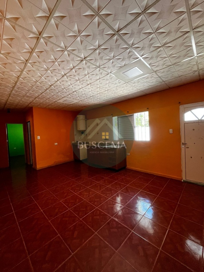 CASA EN VENTA- oportunidad inversion, Colonia avellaneda 