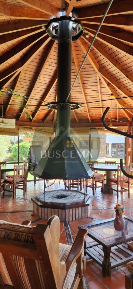 ESPECTACULAR CASA EN VENTA - ZONA SUR DE PARANA 