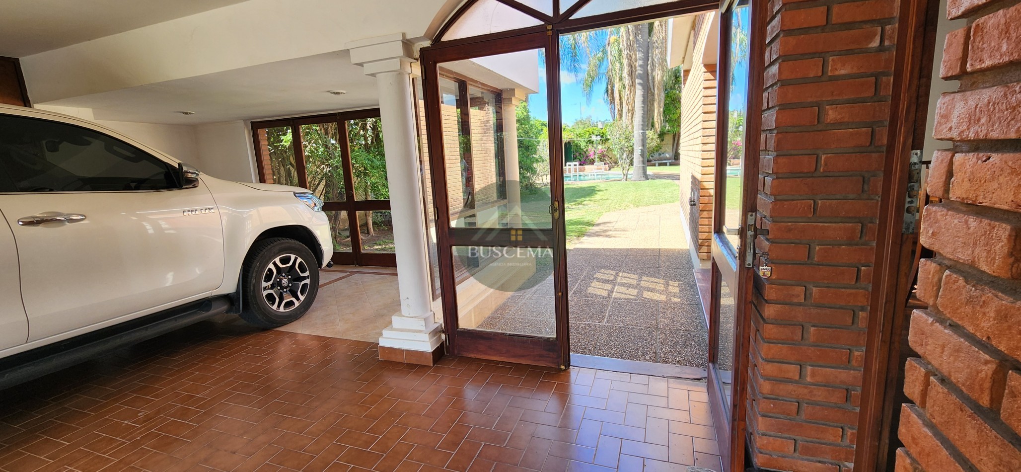 ESPECTACULAR CASA EN VENTA - ZONA SUR DE PARANA 