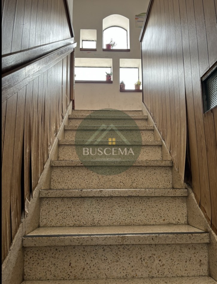 VENTA GRAN PROPIEDAD MULTIUSO - Calle Nogoya