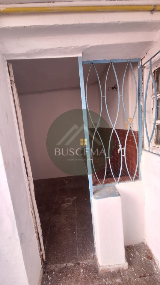 CASA EN ALQUILER - ZONA PARQUE URQUIZA