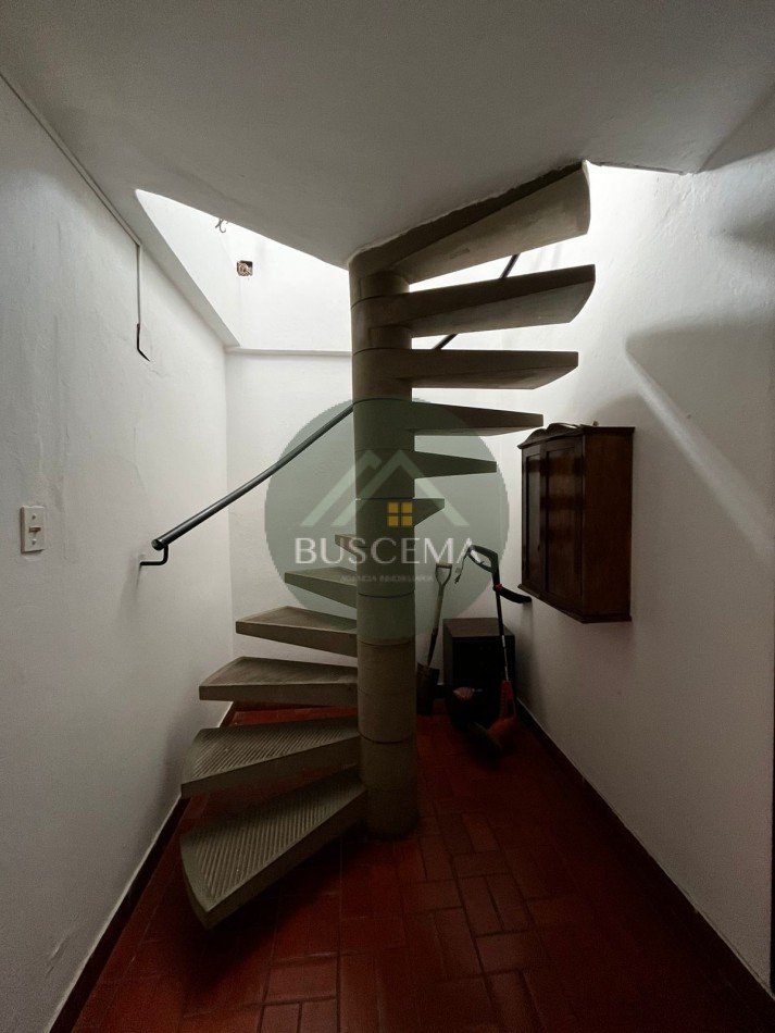 Venta casa ZANNI  947 - ZONA ALMAFUERTE