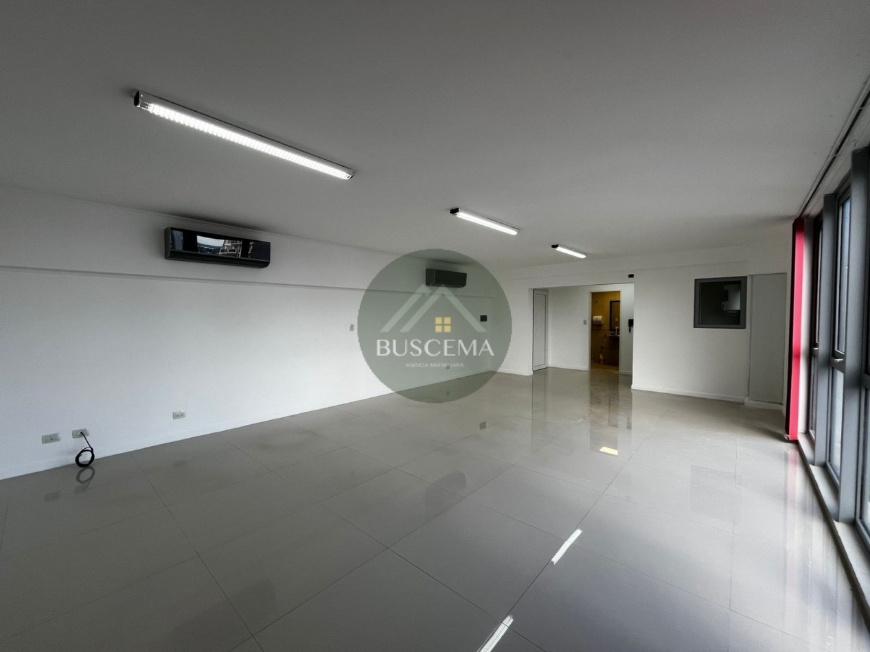 Oficina premium en alquiler - Ubicacion estrategica