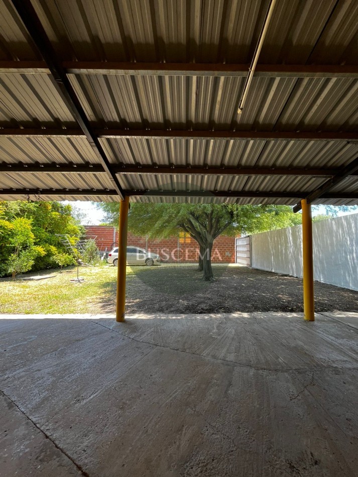 CASA EN VENTA- oportunidad inversion, Colonia avellaneda 