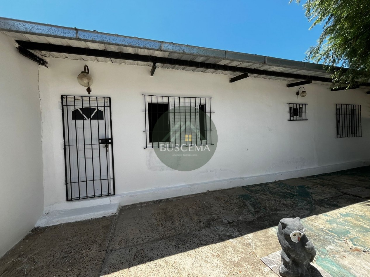 CASA EN VENTA- oportunidad inversion, Colonia avellaneda 