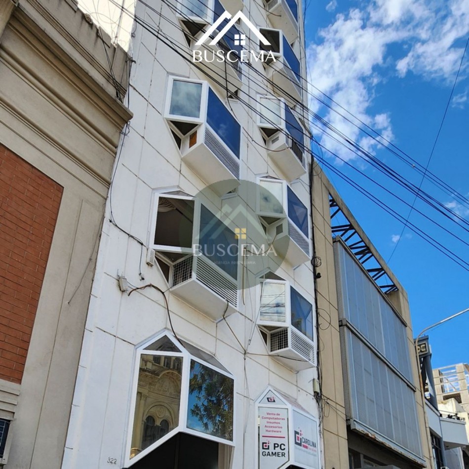Oficina en alquiler - Frente a Casa de Gobierno y Tribunales