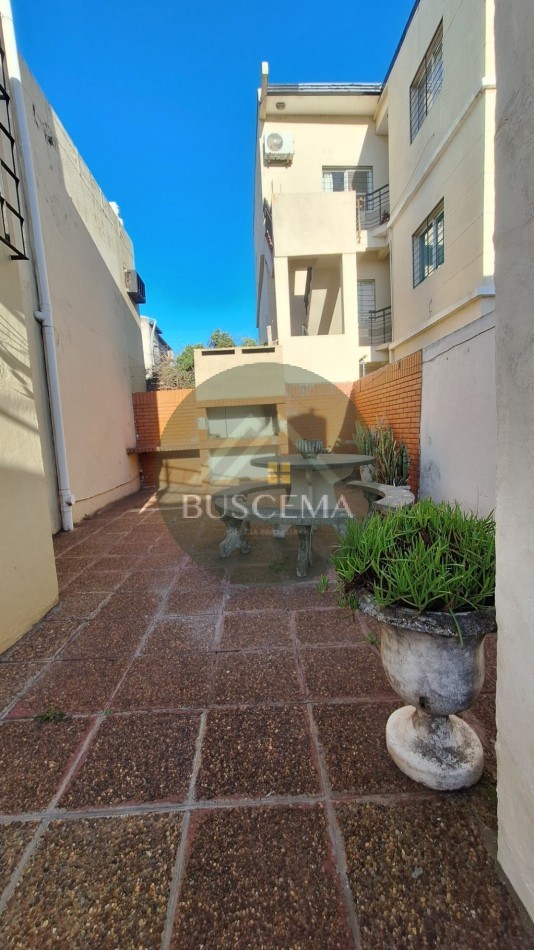 CASA EN ALQUILER - ZONA PARQUE URQUIZA