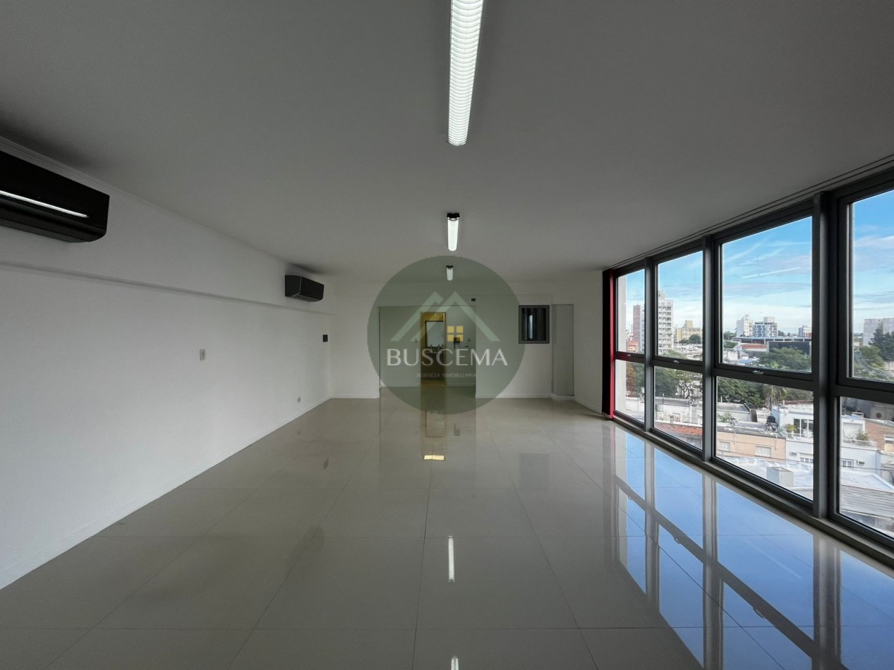 OFICINA EN ALQUILER CALLE CORDOBA 