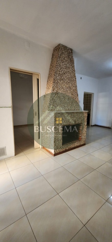 CASA EN ALQUILER - ZONA PARQUE URQUIZA