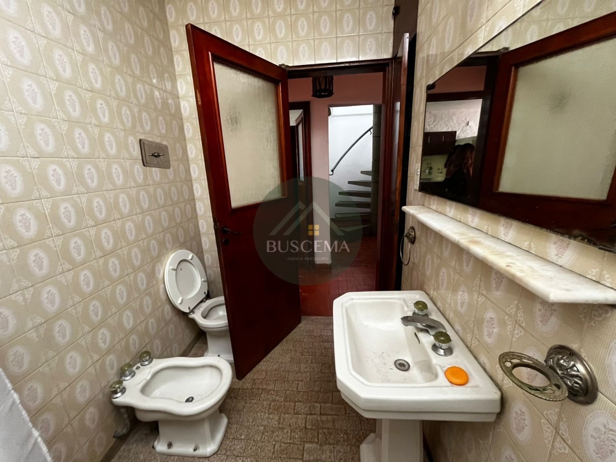 Venta casa ZANNI  947 - ZONA ALMAFUERTE