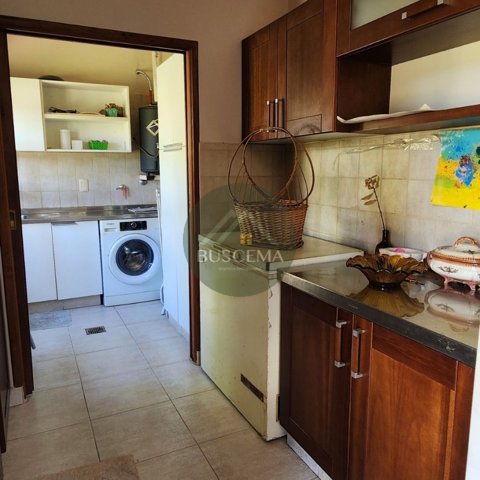 VENTA - Casa Premium 1.218 m² en Zona Sur c/ Piscina Climatizada + Lote Propio Adicional