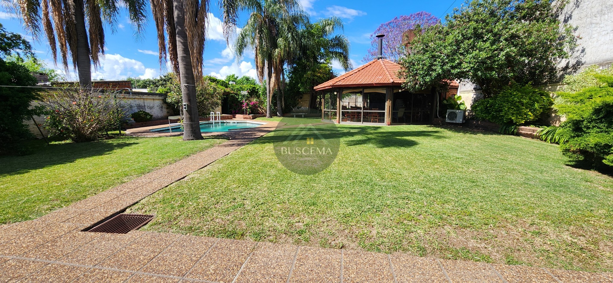 ESPECTACULAR CASA EN VENTA - ZONA SUR DE PARANA 