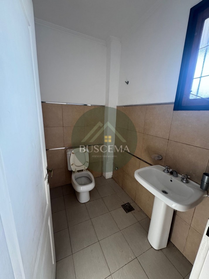 ALQUILER - Casa en Barrio Privado, Zona Paracao