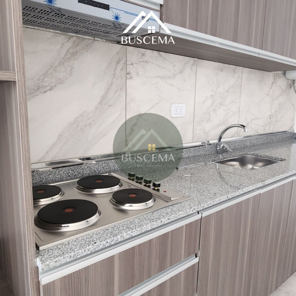 Semipiso en pleno centro EN VENTA - Calle Alem 866