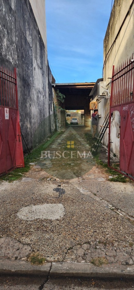 TERRENO DE CASI 1.000 M² EN EL CORAZON DEL MICROCENTRO
