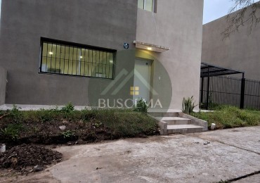 CASA EN ALQUILER 3 HABITACIONES, 3 BAÑOS Y PILETA